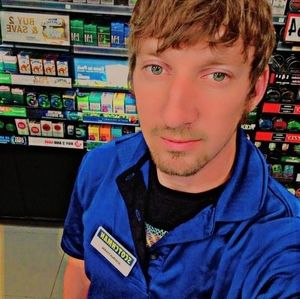 Meet your Posher, Jonathan